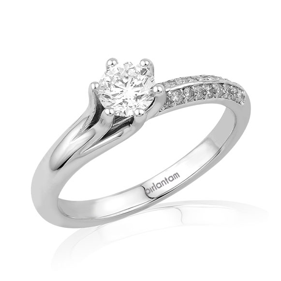 0.64 ct. Pırlanta Tektaş Yüzükler